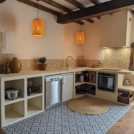 Nyaraló Gite Familial Avec Piscine Privative, Grand Jardin Et Recharge Voiture Electrique, Pres D'aubeterre-sur-dronne - Fr-1-653-256 *