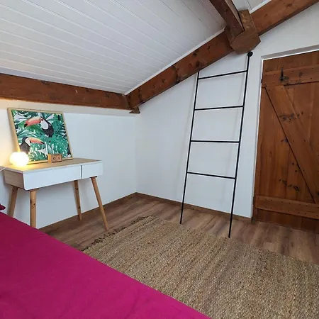 Nyaraló Gite Familial Avec Piscine Privative, Grand Jardin Et Recharge Voiture Electrique, Pres D'aubeterre-sur-dronne - Fr-1-653-256 *