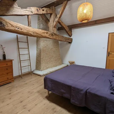 Gite Familial Avec Piscine Privative, Grand Jardin Et Recharge Voiture Electrique, Pres D'aubeterre-sur-dronne - Fr-1-653-256 * Bazac